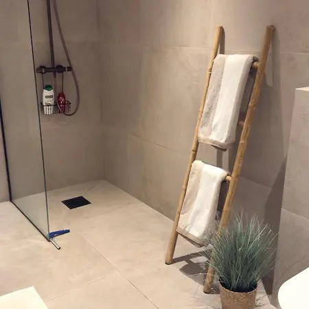 Beachfront With Private Swimming Dock *