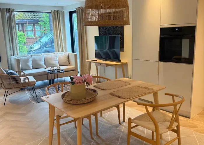 Appartement Beachfront With Private Swimming Dock