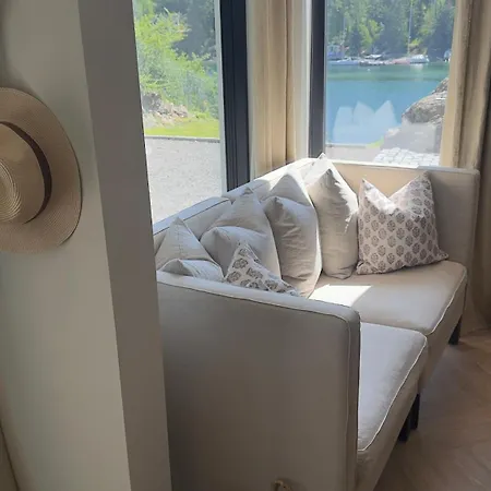Апартаменты Beachfront With Private Swimming Dock *